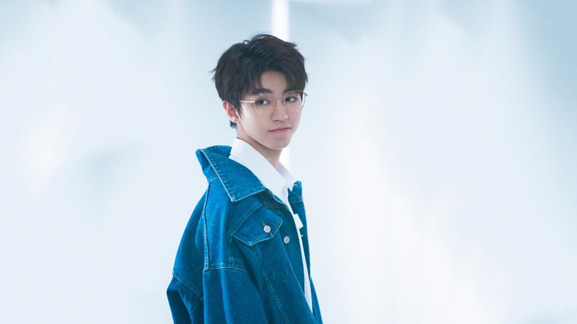 《CS_GO线上争霸赛，冠军悬念激烈角逐》，cs线上竞技平台